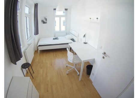 Mieszkanie do wynajęcia - Triester Straße Vienna, Austria, 83 m², 653 USD (2509 PLN), NET-90204147