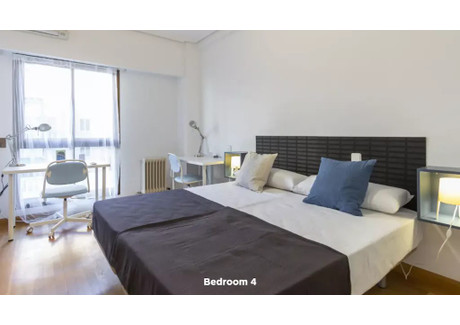 Mieszkanie do wynajęcia - Calle de Cáceres Madrid, Hiszpania, 130 m², 844 USD (3501 PLN), NET-90204401