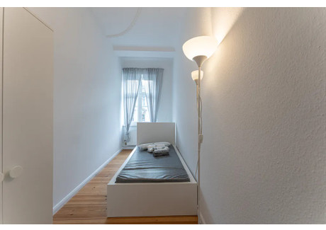 Mieszkanie do wynajęcia - Biebricher Straße Berlin, Niemcy, 66 m², 700 USD (2689 PLN), NET-90204987