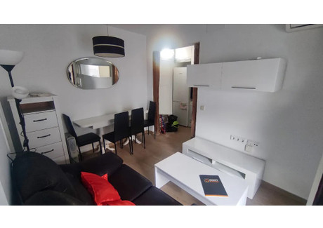 Mieszkanie do wynajęcia - Calle de Concepción Jerónima Madrid, Hiszpania, 36 m², 988 USD (3795 PLN), NET-90205019