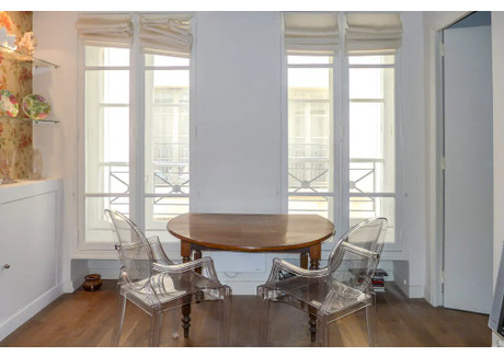 Mieszkanie do wynajęcia - Rue Rollin Paris, Francja, 38 m², 2320 USD (9489 PLN), NET-90205728