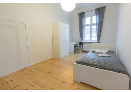 Mieszkanie do wynajęcia - Boxhagener Straße Berlin, Niemcy, 114 m², 800 USD (3222 PLN), NET-90205785