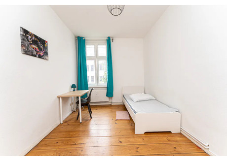 Mieszkanie do wynajęcia - Boxhagener Straße Berlin, Niemcy, 58 m², 757 USD (2959 PLN), NET-90206306