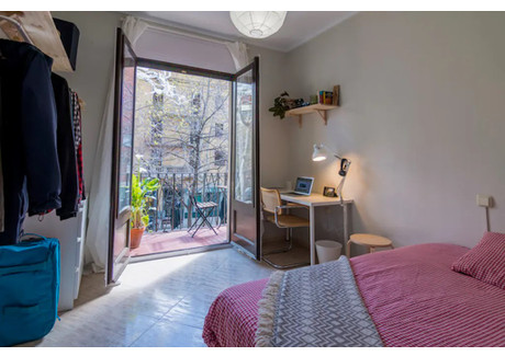 Mieszkanie do wynajęcia - Carrer de la Indústria Barcelona, Hiszpania, 150 m², 701 USD (2910 PLN), NET-90206863