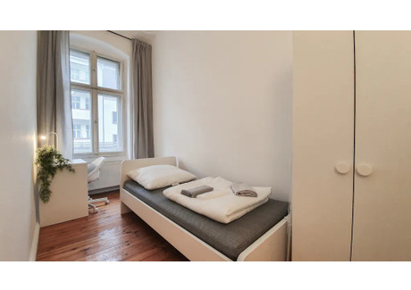 Mieszkanie do wynajęcia - Nordkapstraße Berlin, Niemcy, 63 m², 760 USD (2925 PLN), NET-90206973