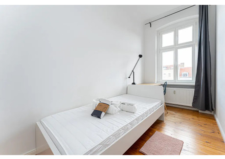 Mieszkanie do wynajęcia - Greifswalder Straße Berlin, Niemcy, 119 m², 725 USD (2907 PLN), NET-90207083