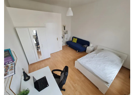 Mieszkanie do wynajęcia - Treustraße Vienna, Austria, 70 m², 796 USD (3057 PLN), NET-90207200