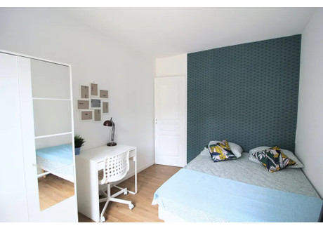 Mieszkanie do wynajęcia - Rue Mozart Clichy, Francja, 90 m², 832 USD (3452 PLN), NET-90207639