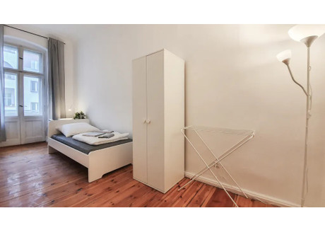 Mieszkanie do wynajęcia - Nordkapstraße Berlin, Niemcy, 63 m², 725 USD (2923 PLN), NET-90208173