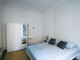 Mieszkanie do wynajęcia - Rue Jean-François Lépine Paris, Francja, 68 m², 995 USD (3921 PLN), NET-90208183
