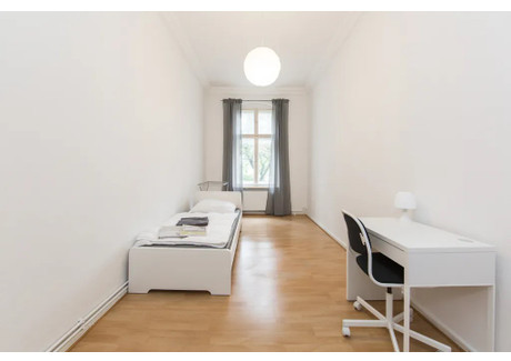 Mieszkanie do wynajęcia - Kaiser-Friedrich-Straße Berlin, Niemcy, 97 m², 768 USD (3001 PLN), NET-90208204