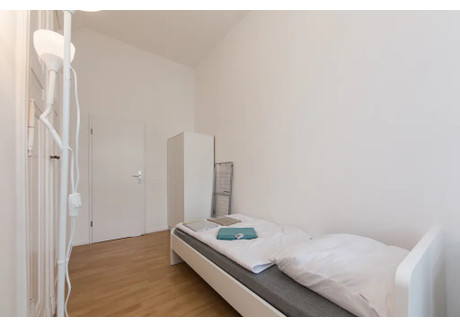 Mieszkanie do wynajęcia - Kaiser-Friedrich-Straße Berlin, Niemcy, 97 m², 765 USD (2990 PLN), NET-90208207