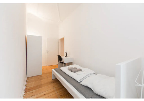 Mieszkanie do wynajęcia - Biebricher Straße Berlin, Niemcy, 66 m², 686 USD (2684 PLN), NET-90208200