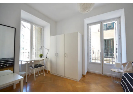 Mieszkanie do wynajęcia - Calle Mesón de Paredes Madrid, Hiszpania, 170 m², 893 USD (3419 PLN), NET-90208462