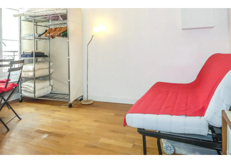 Mieszkanie do wynajęcia - Rue Pétrarque Paris, Francja, 15 m², 1436 USD (5559 PLN), NET-90208484