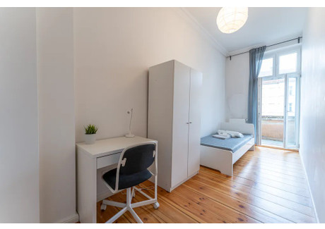 Mieszkanie do wynajęcia - Boxhagener Straße Berlin, Niemcy, 70 m², 603 USD (2519 PLN), NET-90208624