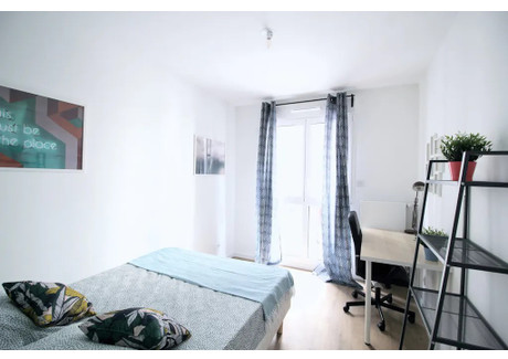 Mieszkanie do wynajęcia - Rue Mozart Clichy, Francja, 85 m², 872 USD (3497 PLN), NET-90209459