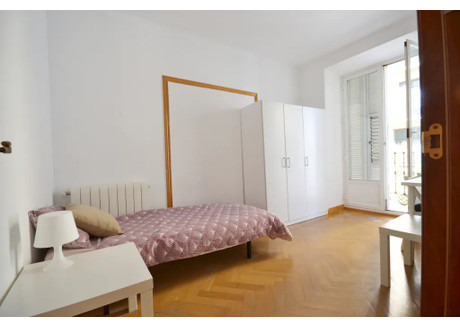 Mieszkanie do wynajęcia - Calle Mesón de Paredes Madrid, Hiszpania, 170 m², 871 USD (3501 PLN), NET-90209640