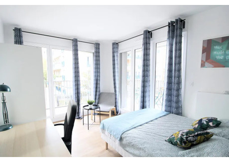 Mieszkanie do wynajęcia - Rue Mozart Clichy, Francja, 90 m², 964 USD (3865 PLN), NET-90209727