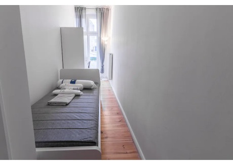 Mieszkanie do wynajęcia - Boxhagener Straße Berlin, Niemcy, 73 m², 782 USD (3002 PLN), NET-90209731