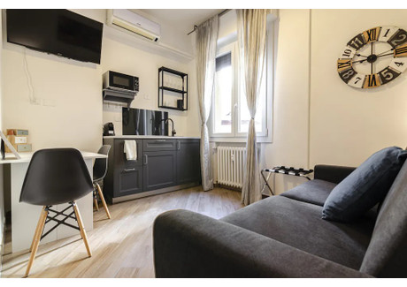 Mieszkanie do wynajęcia - Via Galliera Bologna, Włochy, 110 m², 3291 USD (12 870 PLN), NET-90209937