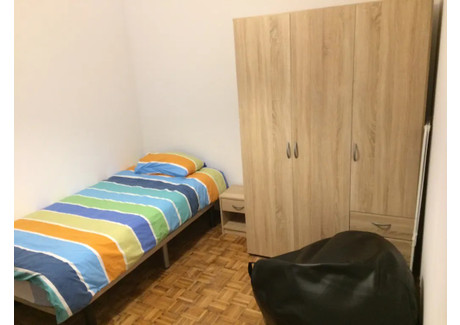 Mieszkanie do wynajęcia - Rua de Contumil Porto, Portugalia, 100 m², 333 USD (1381 PLN), NET-90200751