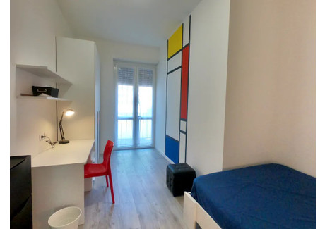 Mieszkanie do wynajęcia - Via Louis Pasteur Milan, Włochy, 165 m², 868 USD (3392 PLN), NET-90201735