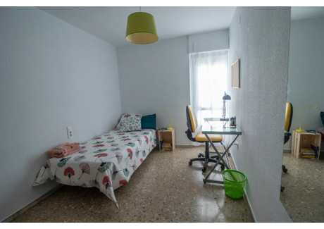 Mieszkanie do wynajęcia - Avenida del Cid Valencia, Hiszpania, 160 m², 399 USD (1609 PLN), NET-90203188