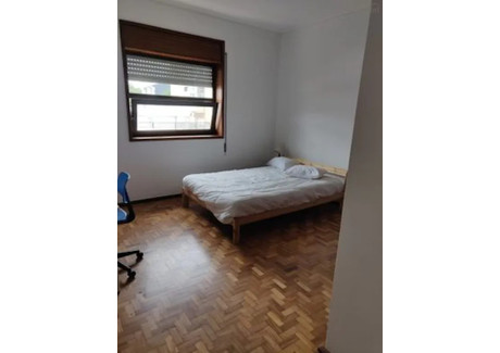 Mieszkanie do wynajęcia - Rua de Francisco Sanches Porto, Portugalia, 200 m², 516 USD (2109 PLN), NET-90215063