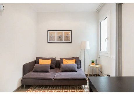 Mieszkanie do wynajęcia - Carrer del Roser Barcelona, Hiszpania, 32 m², 1103 USD (4245 PLN), NET-90215987