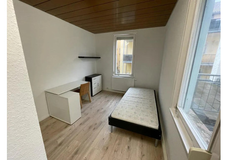 Mieszkanie do wynajęcia - Duisburger Straße Stuttgart, Niemcy, 78 m², 524 USD (2144 PLN), NET-90216714