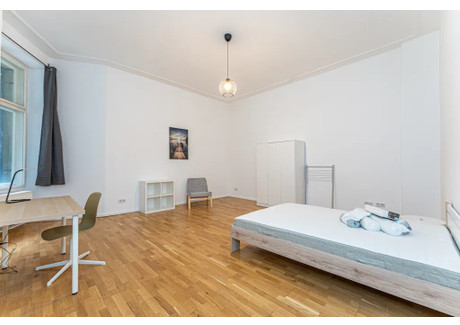 Mieszkanie do wynajęcia - Bornholmer Straße Berlin, Niemcy, 123 m², 782 USD (3004 PLN), NET-90217155