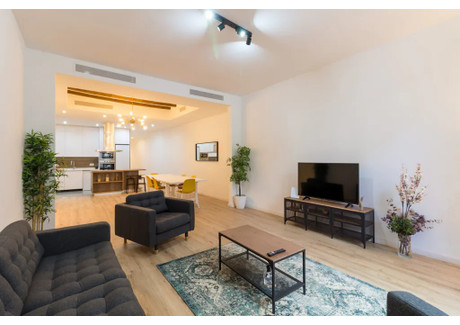 Mieszkanie do wynajęcia - Carrer La Rambla Barcelona, Hiszpania, 130 m², 2703 USD (10 892 PLN), NET-90217880