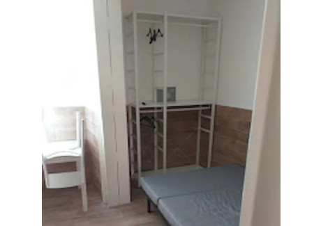 Mieszkanie do wynajęcia - Via Luigi Zamboni Bologna, Włochy, 20 m², 1081 USD (4430 PLN), NET-90218448