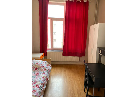 Mieszkanie do wynajęcia - Rue Saint-Christophe Brussels, Belgia, 80 m², 566 USD (2322 PLN), NET-90210277