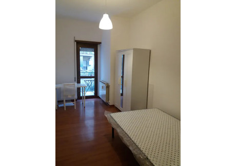 Mieszkanie do wynajęcia - Via Ettore Bertolè Rome, Włochy, 110 m², 452 USD (1853 PLN), NET-90210382