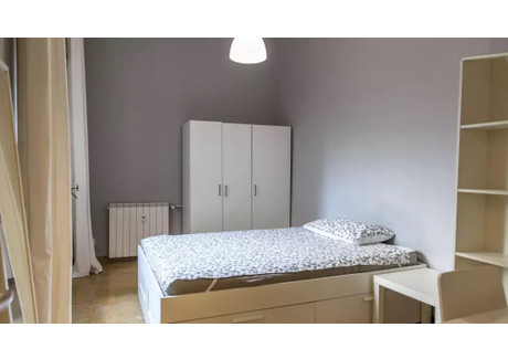 Mieszkanie do wynajęcia - Via Aquileia Rome, Włochy, 120 m², 891 USD (3723 PLN), NET-90210974