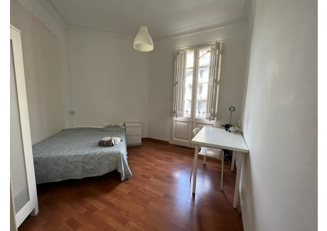 Mieszkanie do wynajęcia - Carrer de Muntaner Barcelona, Hiszpania, 140 m², 628 USD (2529 PLN), NET-90211411