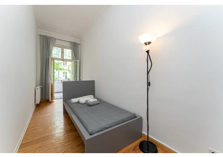 Mieszkanie do wynajęcia - Gabriel-Max-Straße Berlin, Niemcy, 68 m², 728 USD (3044 PLN), NET-90211601