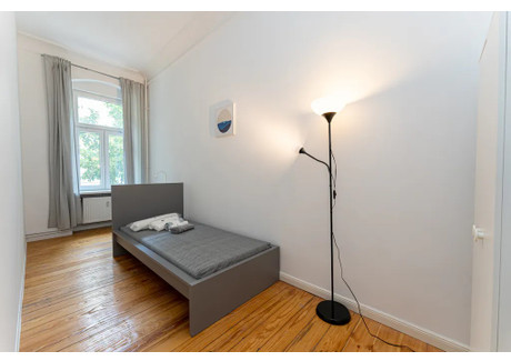 Mieszkanie do wynajęcia - Wühlischstraße Berlin, Niemcy, 93 m², 730 USD (2856 PLN), NET-90211610