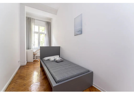 Mieszkanie do wynajęcia - Wühlischstraße Berlin, Niemcy, 93 m², 733 USD (3062 PLN), NET-90211613