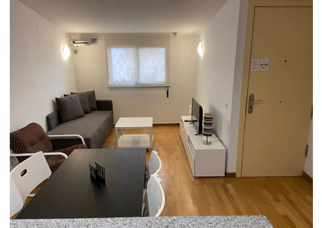 Mieszkanie do wynajęcia - Carrer de Valldonzella Barcelona, Hiszpania, 40 m², 1198 USD (4900 PLN), NET-90211973