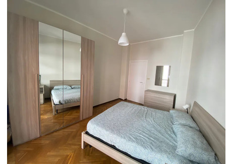 Mieszkanie do wynajęcia - Via Federico Ozanam Turin, Włochy, 120 m², 629 USD (2414 PLN), NET-90212053