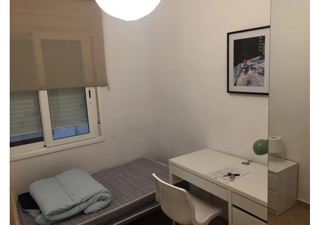 Mieszkanie do wynajęcia - Carrer de Jordi de Sant Jordi Barcelona, Hiszpania, 80 m², 429 USD (1705 PLN), NET-90212638