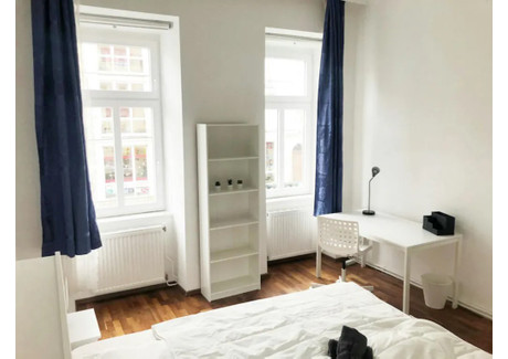 Mieszkanie do wynajęcia - Quellenstraße Vienna, Austria, 89 m², 680 USD (2782 PLN), NET-90212949