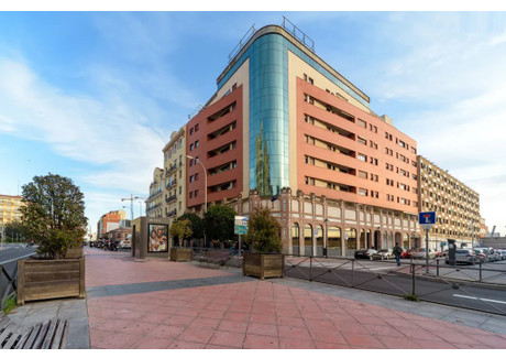 Mieszkanie do wynajęcia - Avenida de la Reina Victoria Madrid, Hiszpania, 65 m², 1181 USD (4900 PLN), NET-90213061