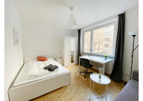 Mieszkanie do wynajęcia - Rennweg Vienna, Austria, 90 m², 724 USD (2831 PLN), NET-90213652