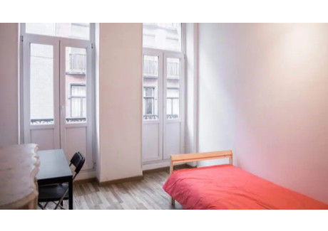 Mieszkanie do wynajęcia - Rue Saint-Christophe Brussels, Belgia, 100 m², 561 USD (2330 PLN), NET-90213754