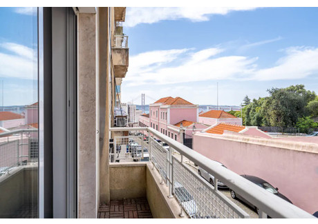 Mieszkanie do wynajęcia - Calçada das Necessidades Lisbon, Portugalia, 75 m², 1956 USD (7842 PLN), NET-90213942