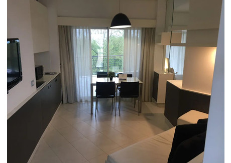 Mieszkanie do wynajęcia - Lungotevere degli Artigiani Rome, Włochy, 30 m², 3954 USD (15 182 PLN), NET-90224954